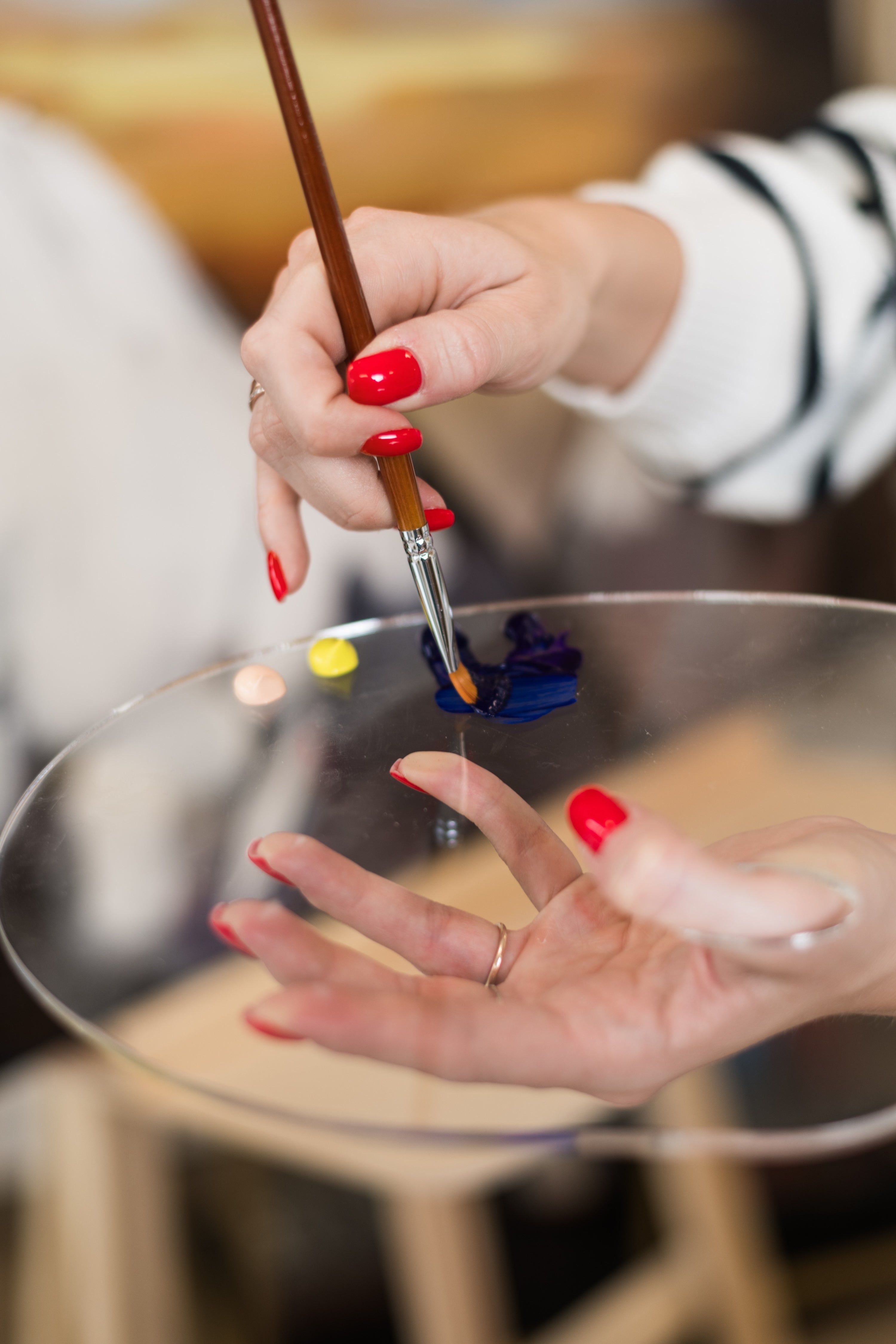 Skaidri tapybos paletė dažams